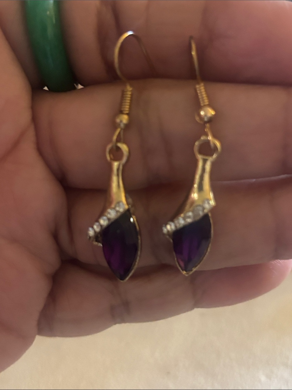 Elegant Purple Crystal Drop Earrings - Unbranded